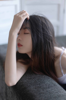 粗大的肉棒猛烈的进出